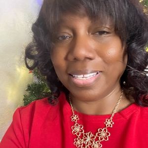 Meet your Posher, Bernice